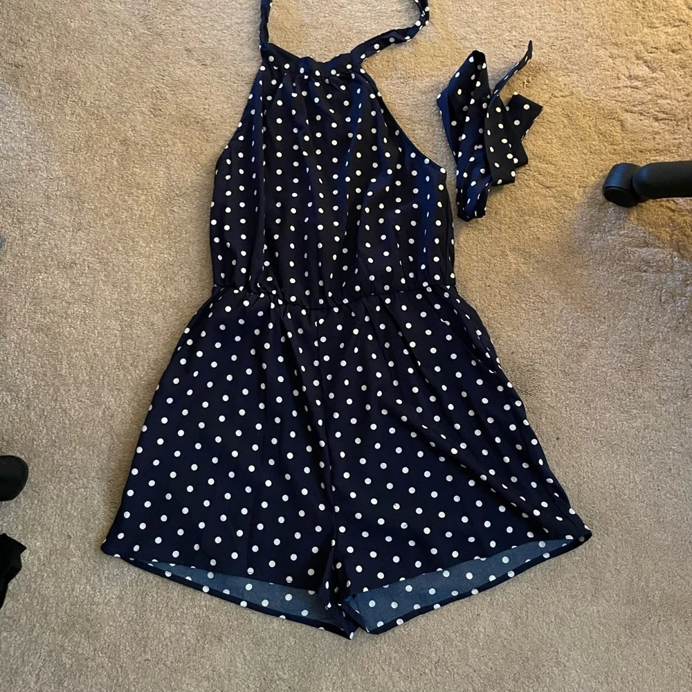 Backless Romper - Picture 2 of 3